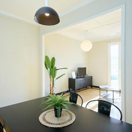 63Par1016- Sunny Apartment In Paralel 巴塞罗那 外观 照片