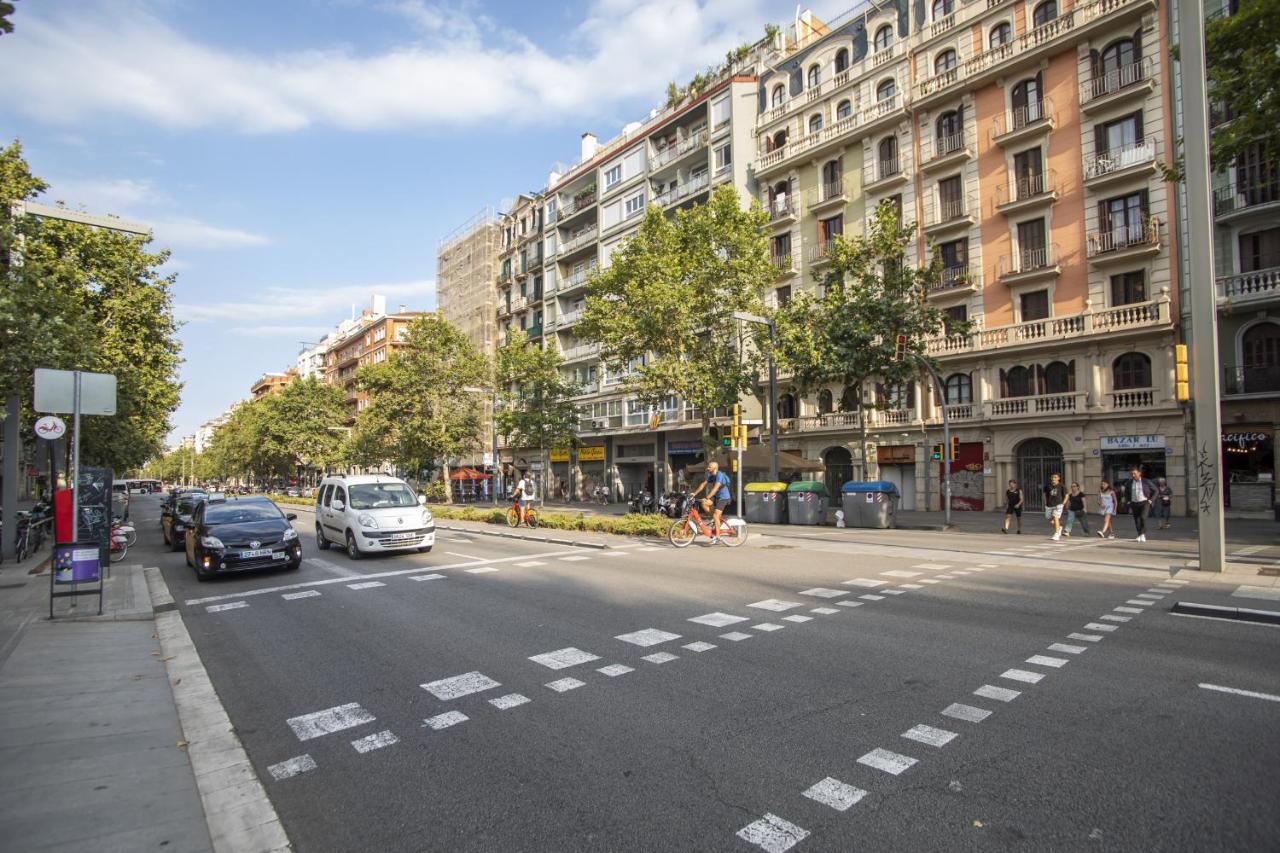 63Par1016- Sunny Apartment In Paralel 巴塞罗那 外观 照片