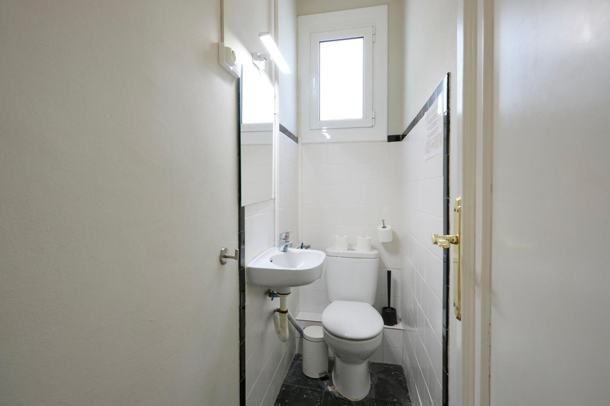 63Par1016- Sunny Apartment In Paralel 巴塞罗那 外观 照片